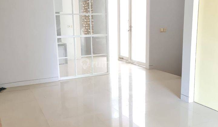 Rumah cantik 2 lantai di Citrasun Garden 2