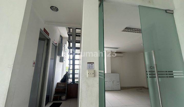 Ruang Usaha Ex Showroom Lt.1657m2 Lb.1884m2.sunter Jakut 2