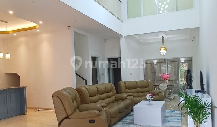 Dijual Cepat!! Riviera Puri 8X18 -8 Depan Taman Dijual Cepat!! Riviera Puri 8X18 -8 Depan Taman