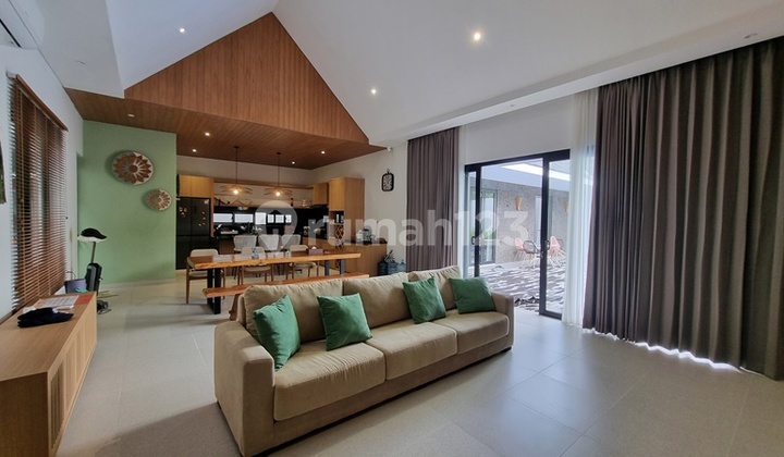 For Sale Brand New Villa At One Gate System Ungasan, 10 Mins To Melasti Beach