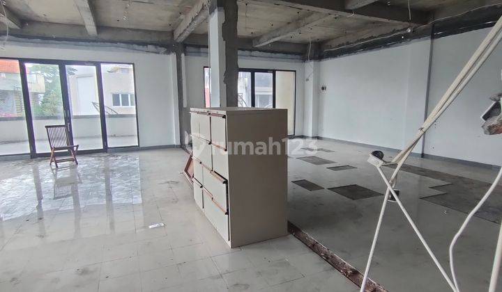 2 Ruko Gandeng di Central Park Dekat Ikea (24) 8