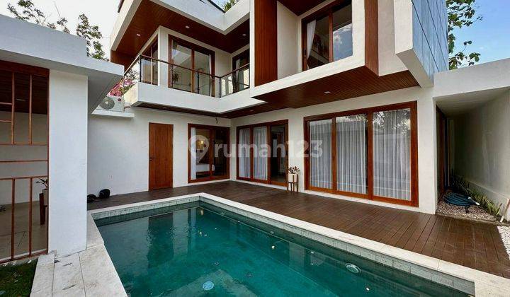 Spacious 3 Bedroom Villa for Rent in Taman Mumbul, Bali 1