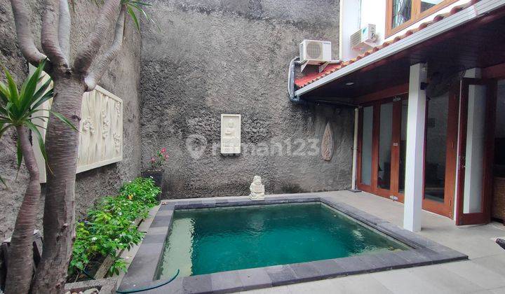 Beautiful house for rent in a strategic location in the Kuta area  2