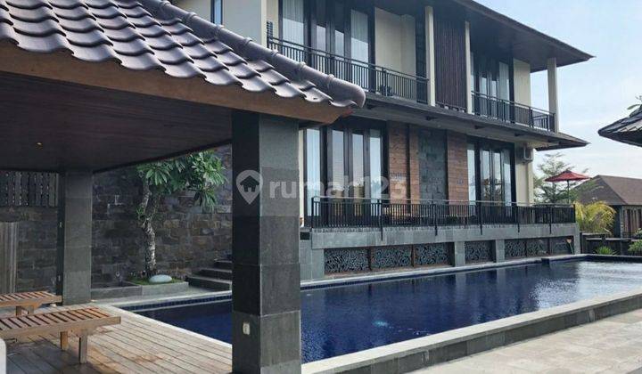 Luxury villa in expatriate complex in Pecatu 1