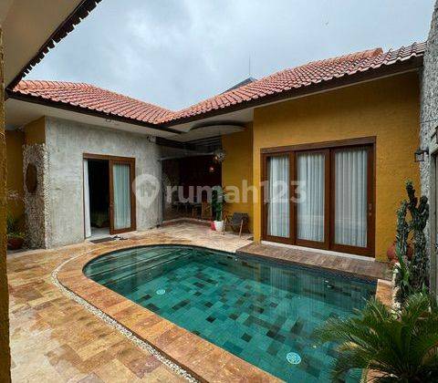 For Sale Villa Close to Side Walk Jimbaran  2