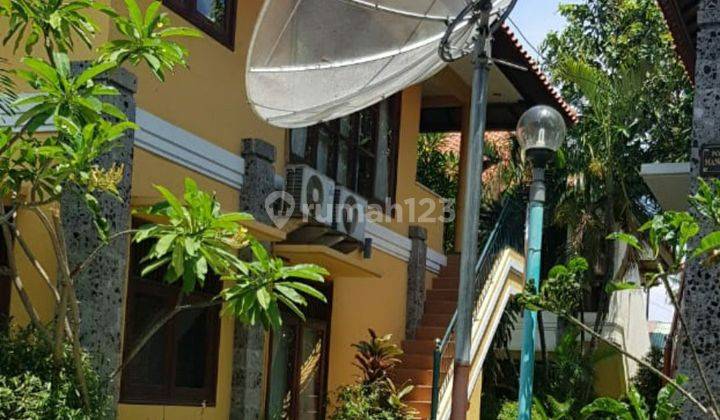 Dijual Rumah Cantik Minimalis 2 Lantai di Kuta 1