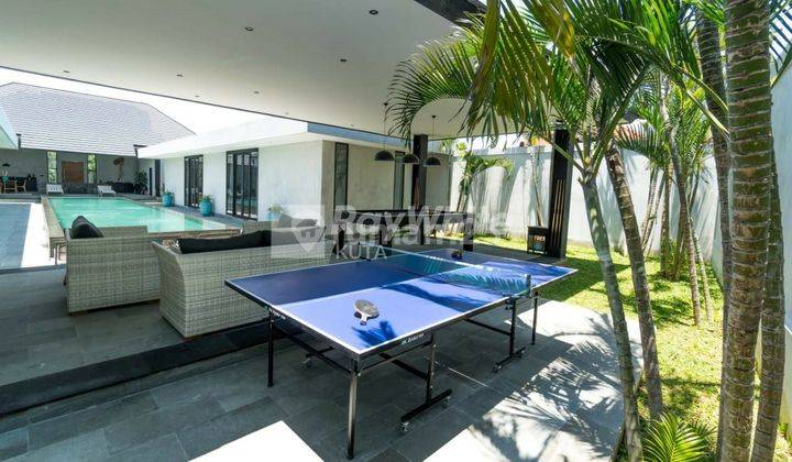 LEASEHOLD ! Luxury Villa Modern Minimalist Close To Seminyak 2