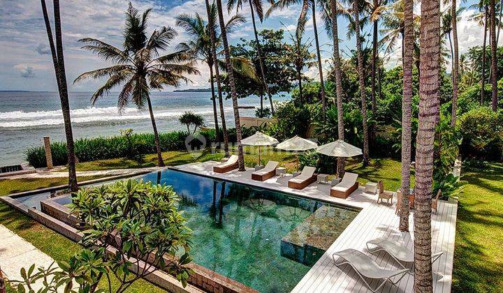 Luxury Beachfront Villa for Sale in Candidasa  2