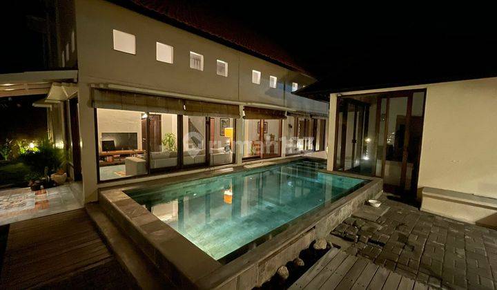 Charming Tropical Villa With Swimming Pool in South Center of Denpasar 2