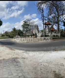 8 Are Land for sale in the Kutuh Uluwatu Area 1