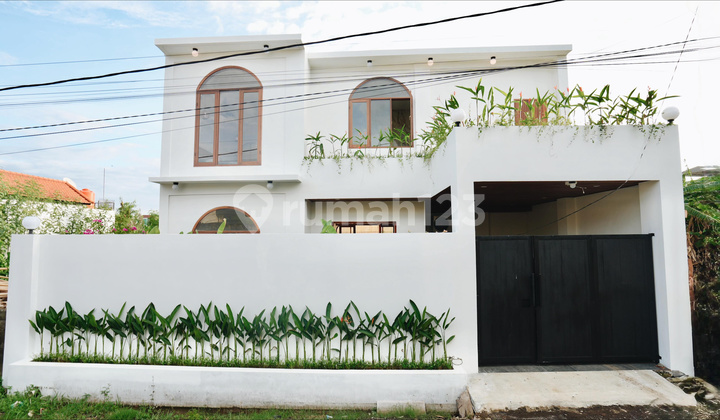 Beautiful Modern Villa With Smart System In Jimbaran