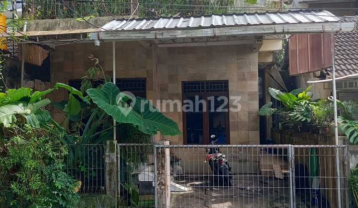Dijual - Rumah Minimalis di Dalam Perumahan Puri Gading