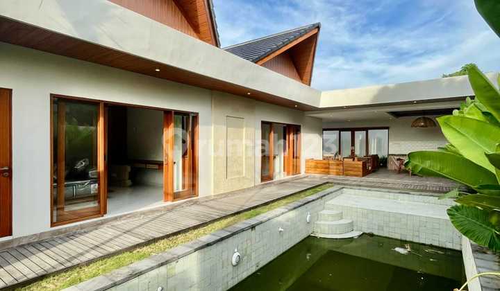 Villa Seminyak – Modern Tropis Mewah di Pusat Bali Villa Seminyak – Modern Tropis Mewah di Pusat Bali