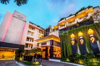 For Sale 1 Unit Condotel Great Location In Kuta 