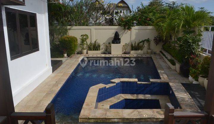 Beautiful Homey Villa For Sale In Puri Gading  2