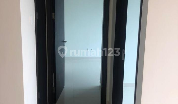 Disewakan apartemen puri mansion Type 2 bedroom private lift semi furnish 2