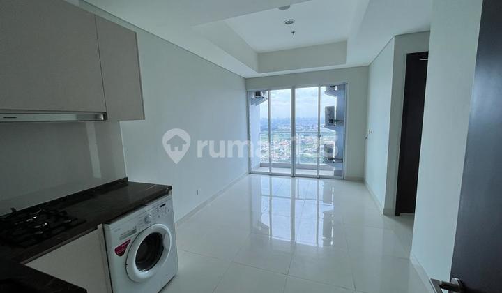 For rent Puri Mansion apartment, 3 bedroom type, private lift, semi furnished