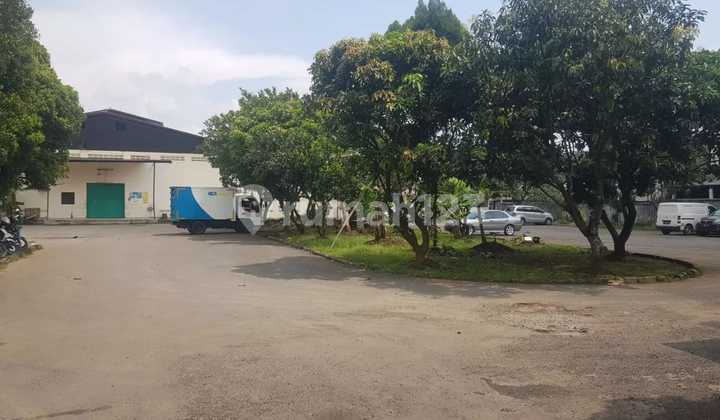 Gudang di Gudang Daerah Ramai Tengah Kota Jalan Besar, Bandung  4