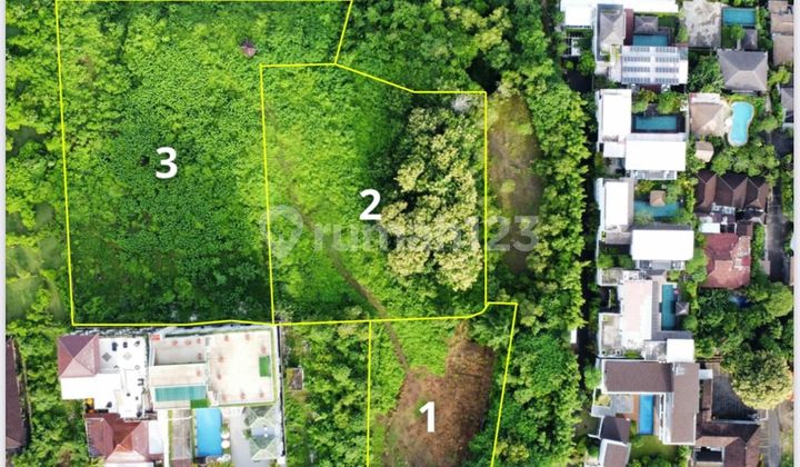 Land Ready to Build in a Strategic Area with Hotel and Commercial Surroundings in Jimbaran, Bali. Land Ready to Build in a Strategic Area with Hotel and Commercial Surroundings in Jimbaran, Bali.