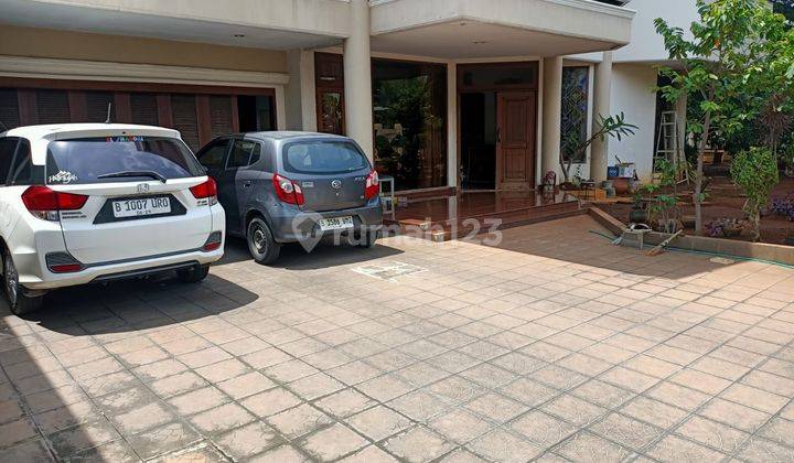 Rumah 2 Lantai Terawat Area Strategis 2