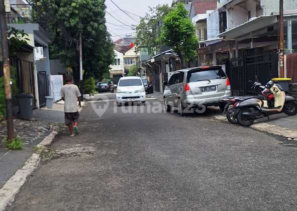 Di jual  Rumah di  Jl. Pinang Emas Kebayoran Lama Jakarta Selatan  2
