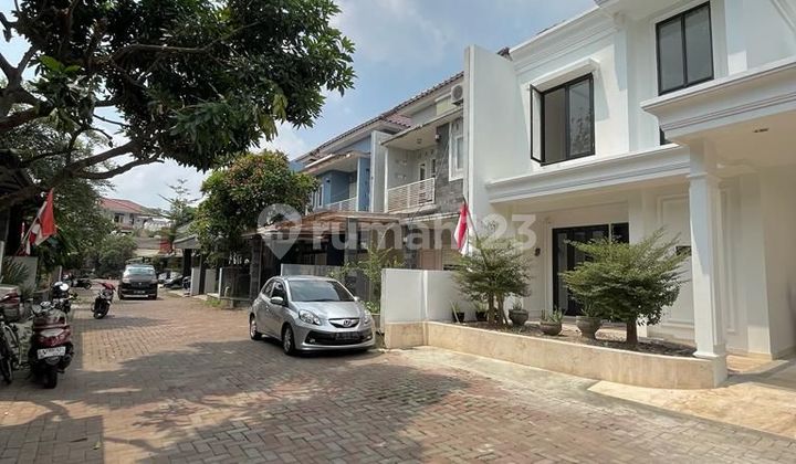 Rumah mewah 2 lantai asri dan nyaman Rumah mewah 2 lantai asri dan nyaman