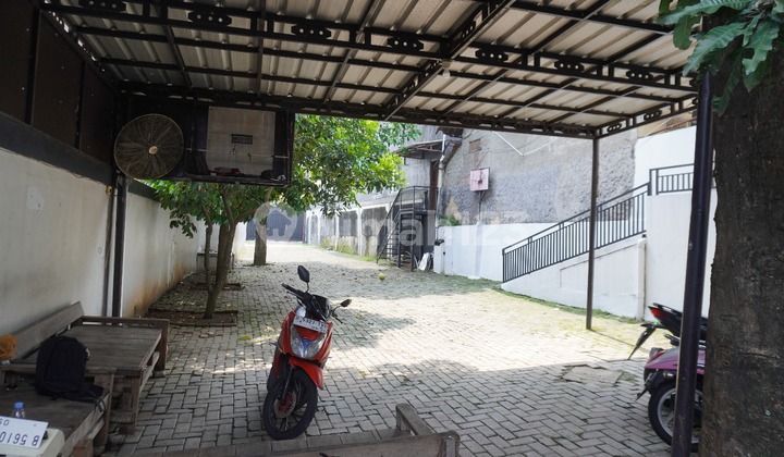 Luxury 3-Story House in Strategic Location, Kalisari, East Jakarta 2