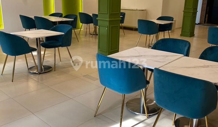 Ruko 3 Lantai Siap ******** Strategis