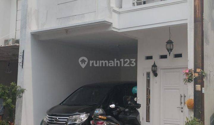 Rumah 2 lantai siap huni area strategis 1