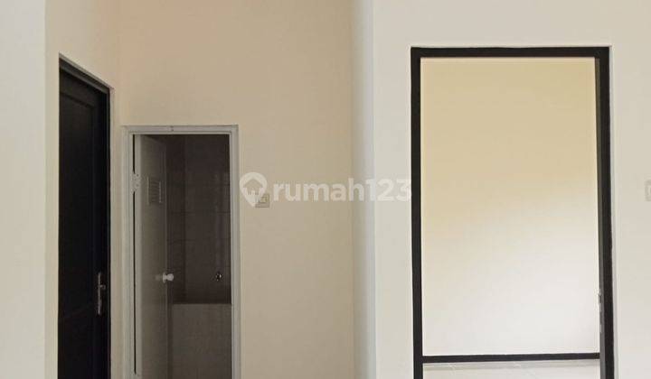 RUMAH ISTIMEWA DI JOMBANG JAWA TIMUR DEKAT PESANTREN 3