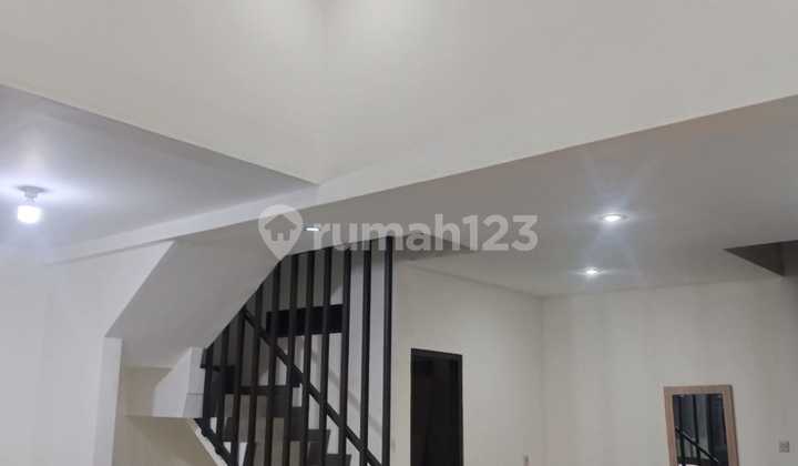 Rumah 2 Lantai Siap Huni Semi Furnished Kota Baru Parahyangan - Kbp Tatar Banyak Sumba