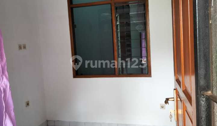 Sewa Rumah di kembar 5