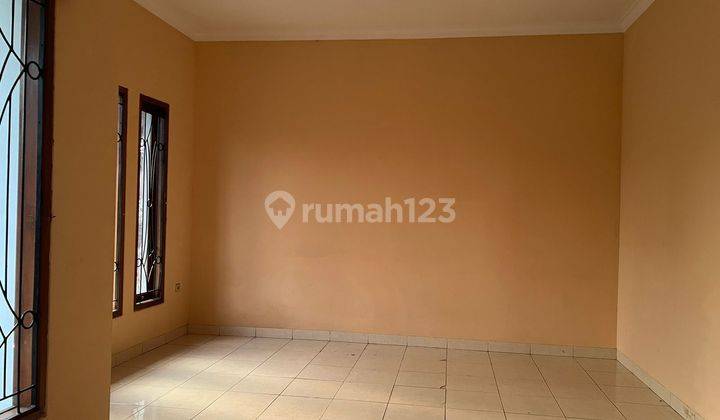 Rumah 2 Lantai Bagus Sayap Moh Toha 2