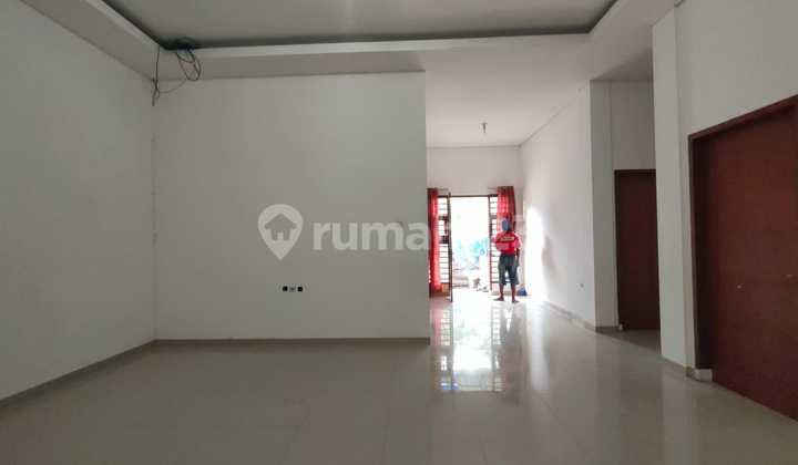 Large House for Rent, Ready to Live in, Taman Holis