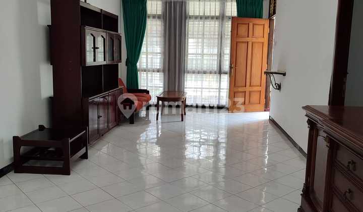 For Rent Well-Maintained House in Cibogo