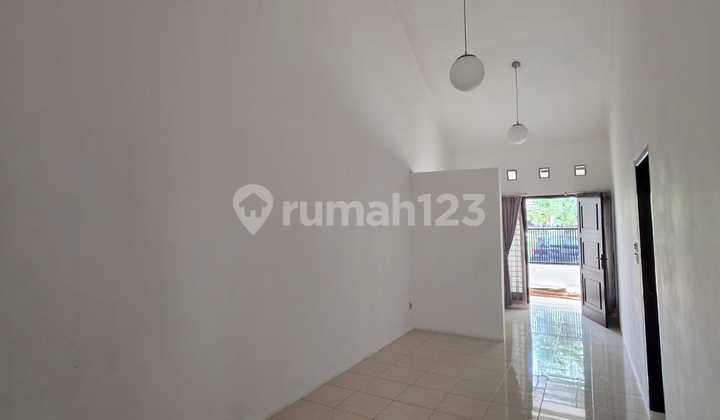 Rumah Siap Huni Taman Kopo Indah 3 2