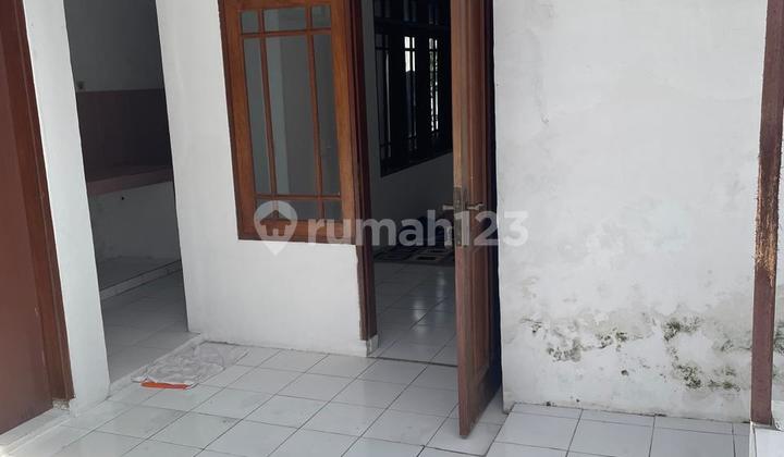 Jual Rumah Terawat Cigondewah