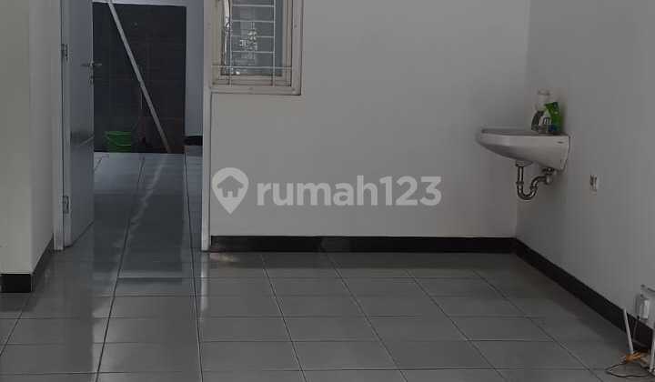 Disewakan Rumah Minimalis Taman Kopo Indah
