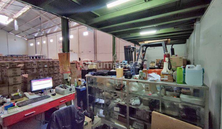 Gudang dan kantor   dekat tol di Jalan Raya Jakarta - Bogor Kota Depok 7