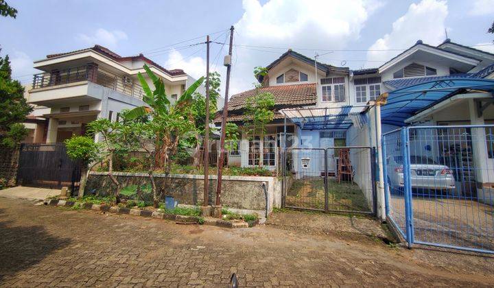 Rumah dalam perumahan  dekat Tol Cibubur di Permata Puri 1, Depok 1