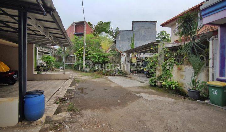 tampak depan rumah bagus  di perumahan taman