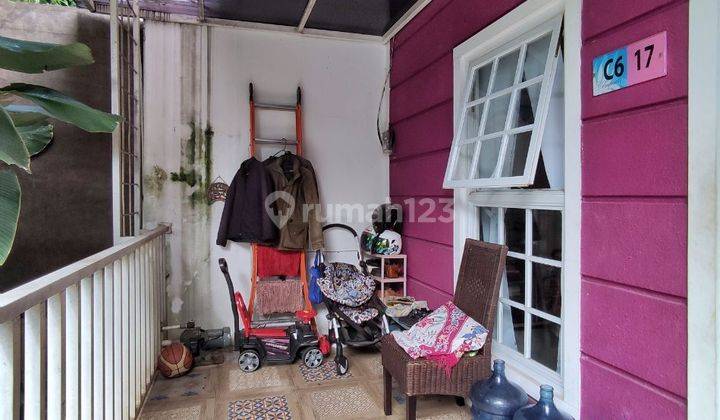tampak depan tinggal nyaman dalam perumahan asri