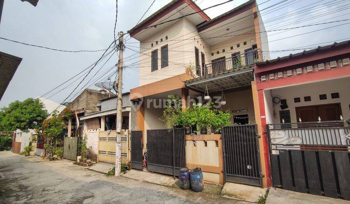 murah rumah megah 2 lantai dalam perumahan dekat stasiun kereta Cibinong 1