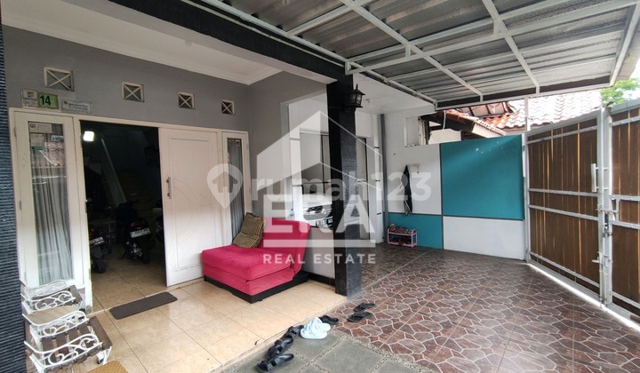 House for Sale in West Bogor Near Health Facilities House for Sale in West Bogor Near Health Facilities