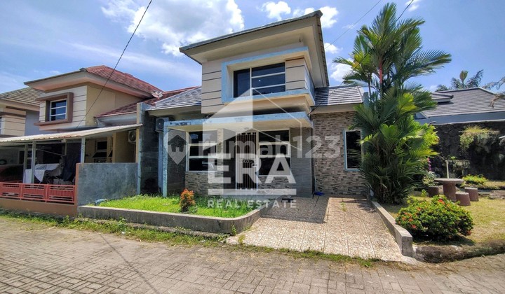 Rumah Dekat Stasiun kereta di Bogor Barat