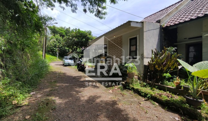 Rumah Dekat Akses Tol Jagorawi di Mutiara Sentul Cibinong 1