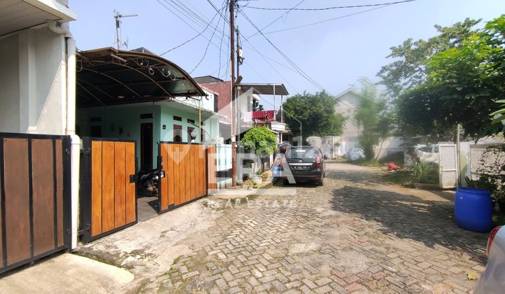 Rumah bagus dalam cluster dekat jalan raya di Griya Permata Raden Keradenan Cibinong 2