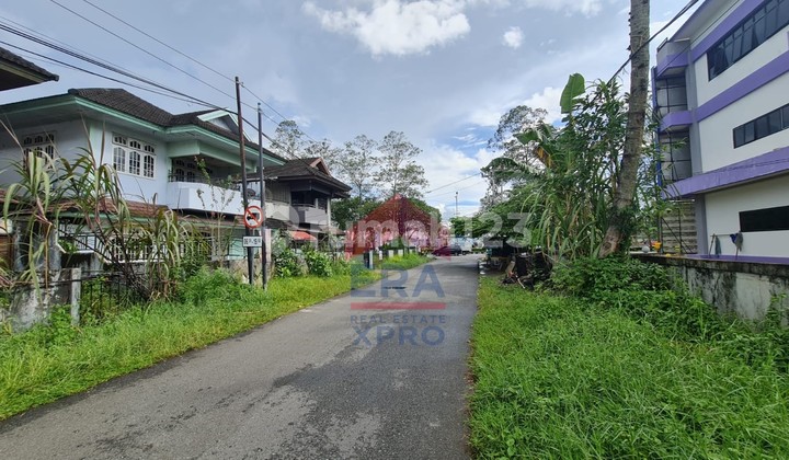 Rumah Tepi Jalan Ahmad Yani Untuk Hotel Komersil Kota Pontianak