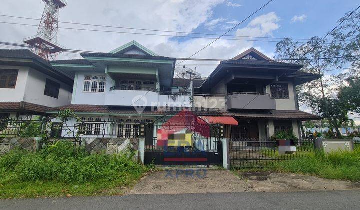 Rumah Tepi Jalan Ahmad Yani Untuk Hotel Komersil Kota Pontianak