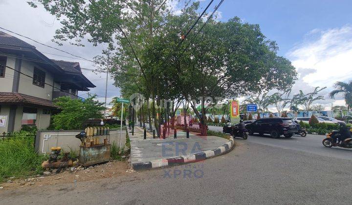 Rumah Tepi Jalan Ahmad Yani Untuk Hotel Komersil Kota Pontianak